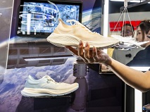 �й����������۲졤�����˲������10��˫��һ˫Ь���ȡ���500��Ԫ���ҵ