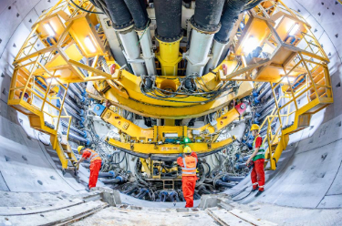 ��ǧ�ﺣ�Ӹ�����һ�����ɹ���Խ����